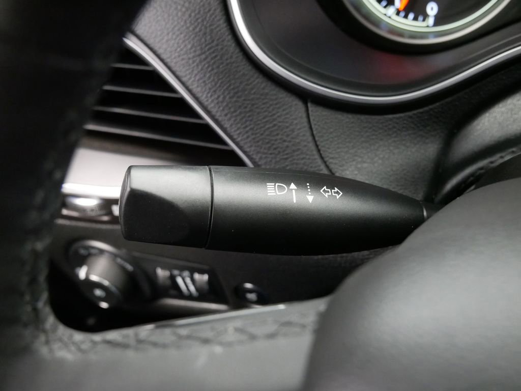 Certified 2022 Jeep Cherokee Trailhawk w/ Premium Leather Package image 29