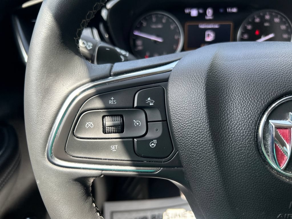 Used 2022 Buick Envision Essence w/ Technology Package I FWD image 24