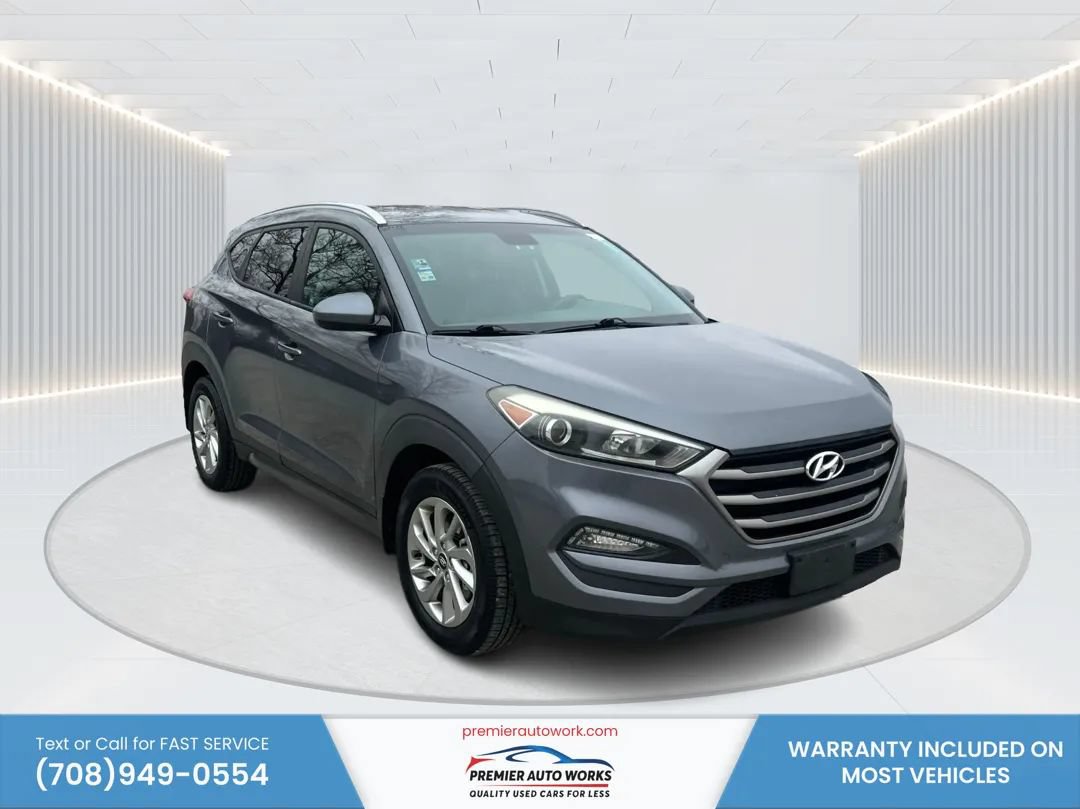 Used 2016 Hyundai Tucson SE w/ Option Group 02 FWD image 3