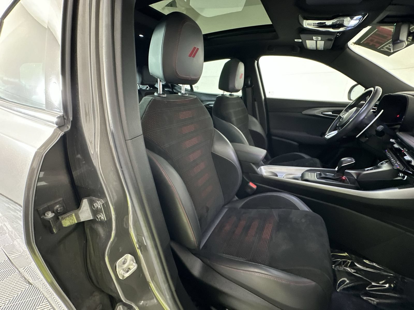 Used 2024 Dodge Hornet R/T Plus AWD/4WD image 27