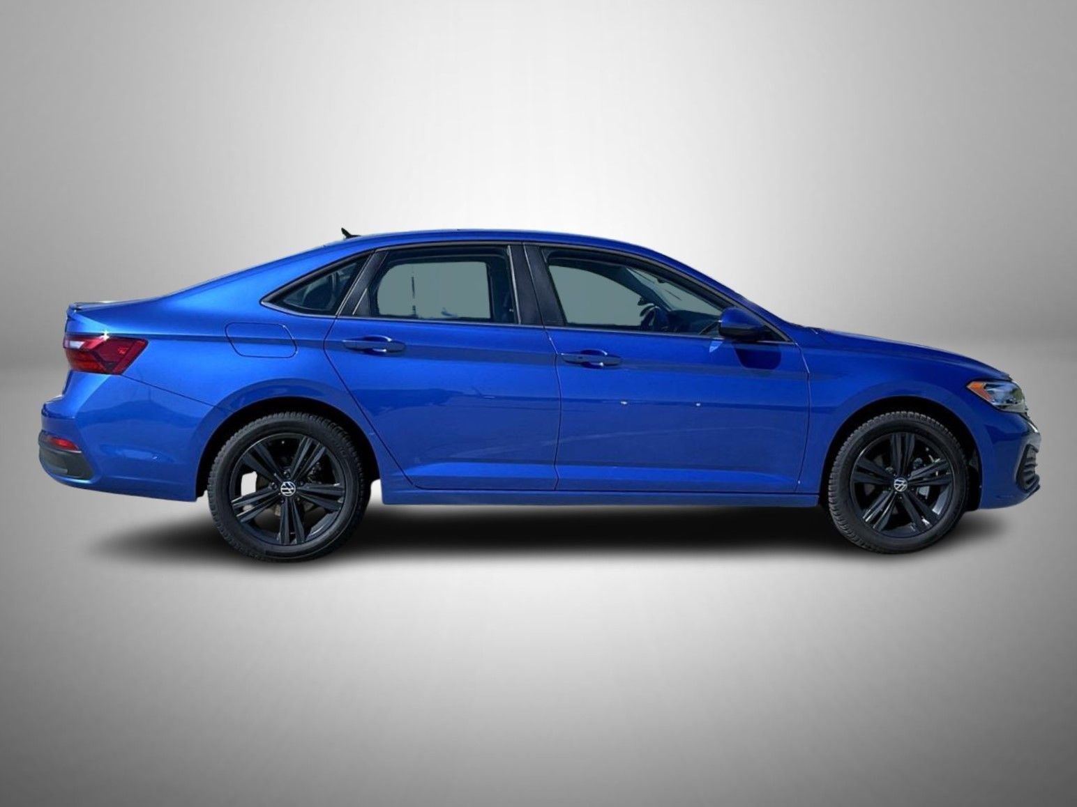 Used 2023 Volkswagen Jetta SE FWD image 4