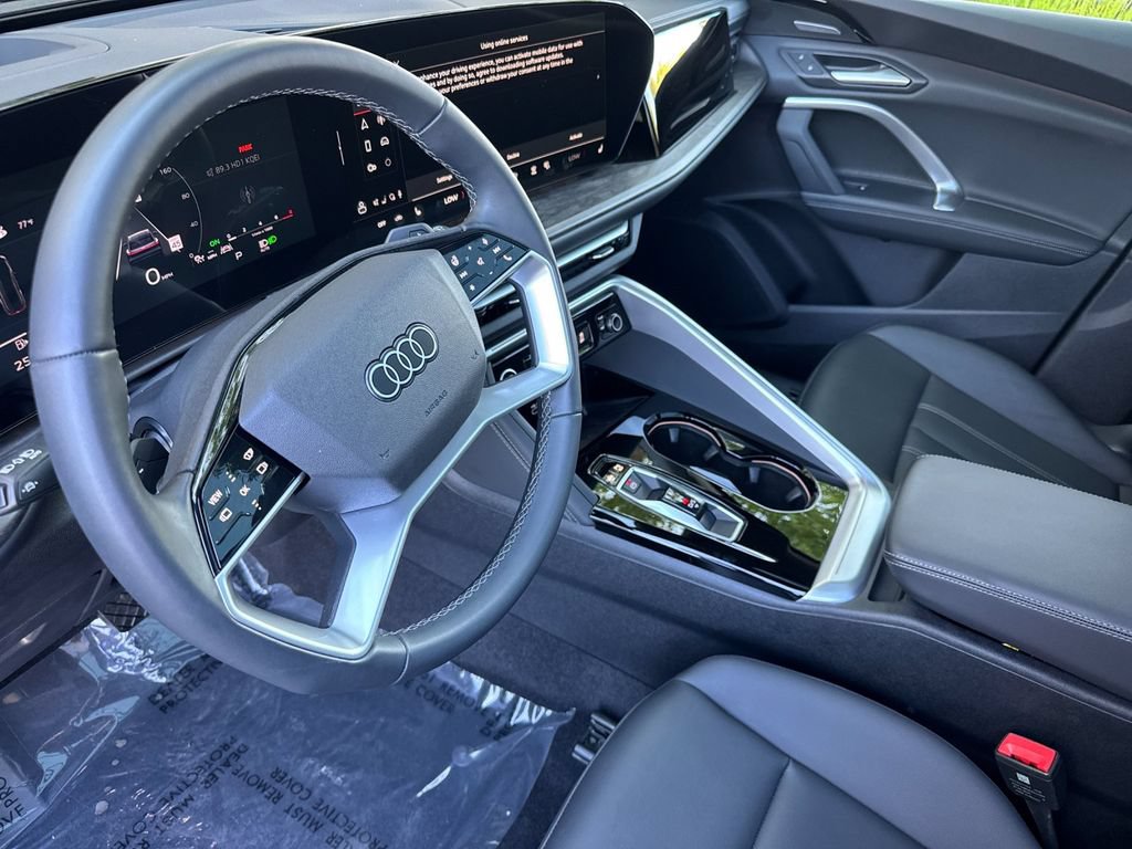 Certified 2025 Audi Q5 Premium w/ Premium Plus AWD/4WD image 11