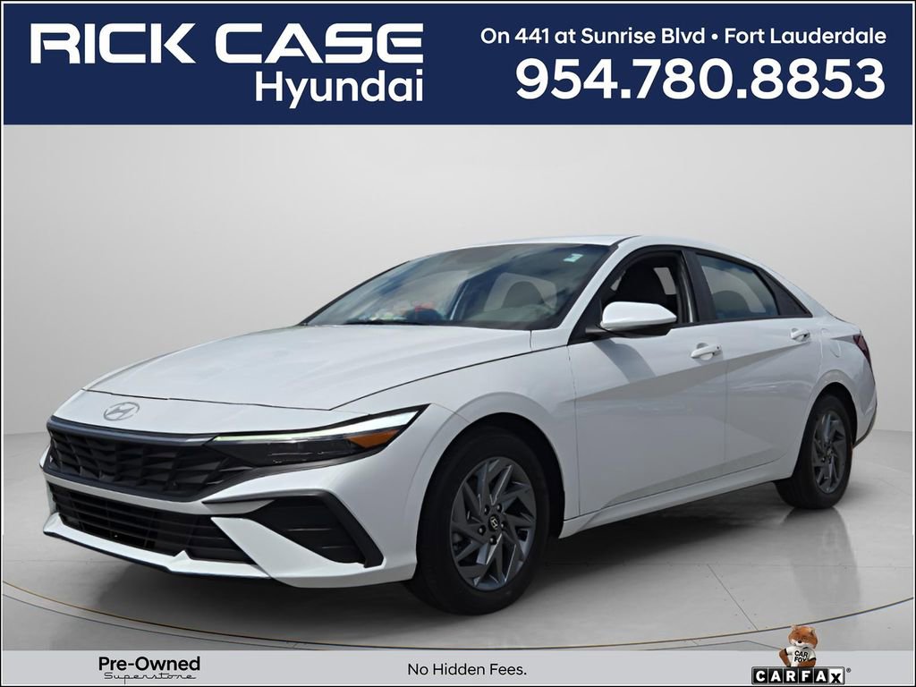Certified 2024 Hyundai Elantra SEL FWD image 1
