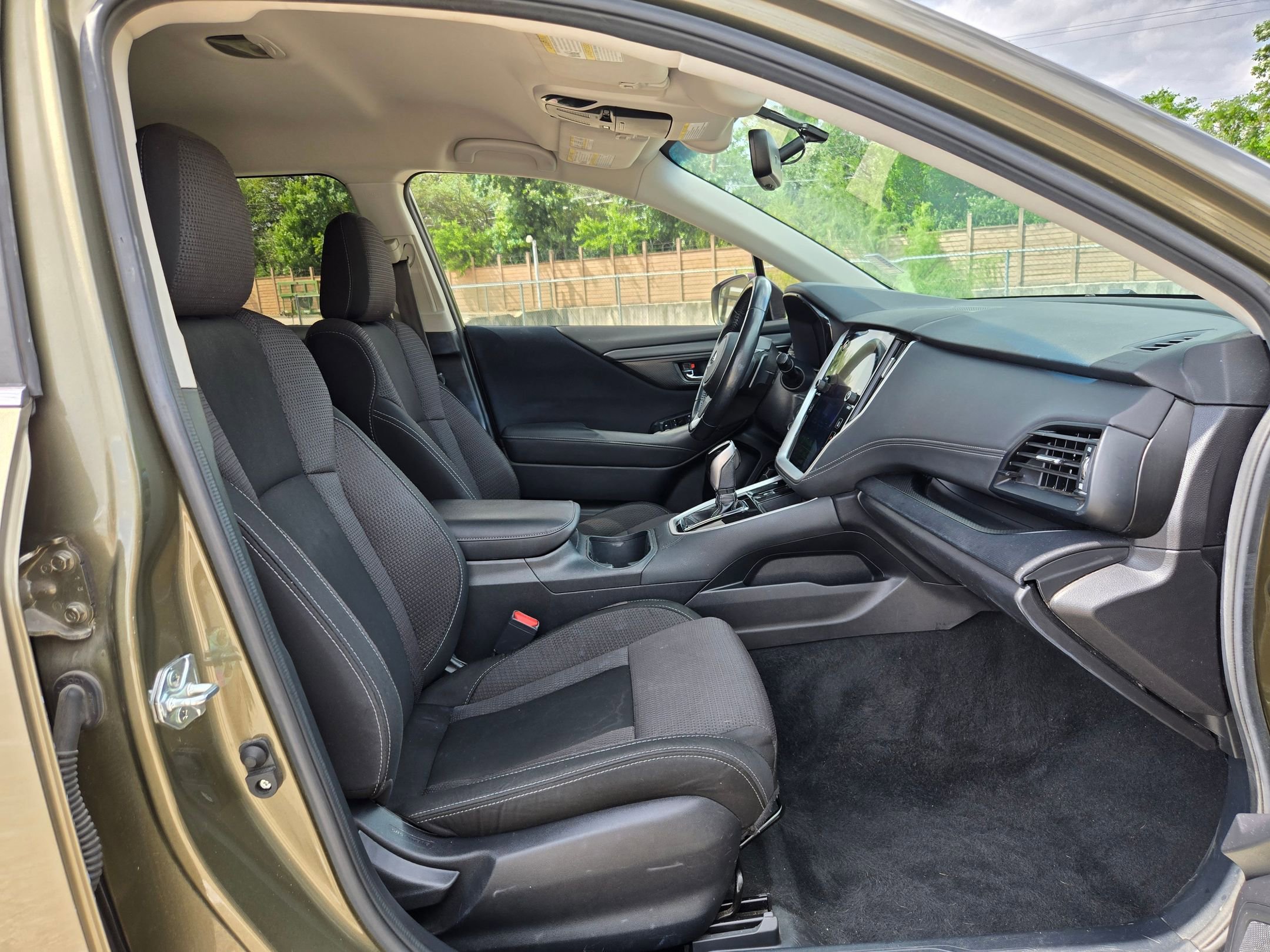 Used 2021 Subaru Outback Premium AWD/4WD image 27