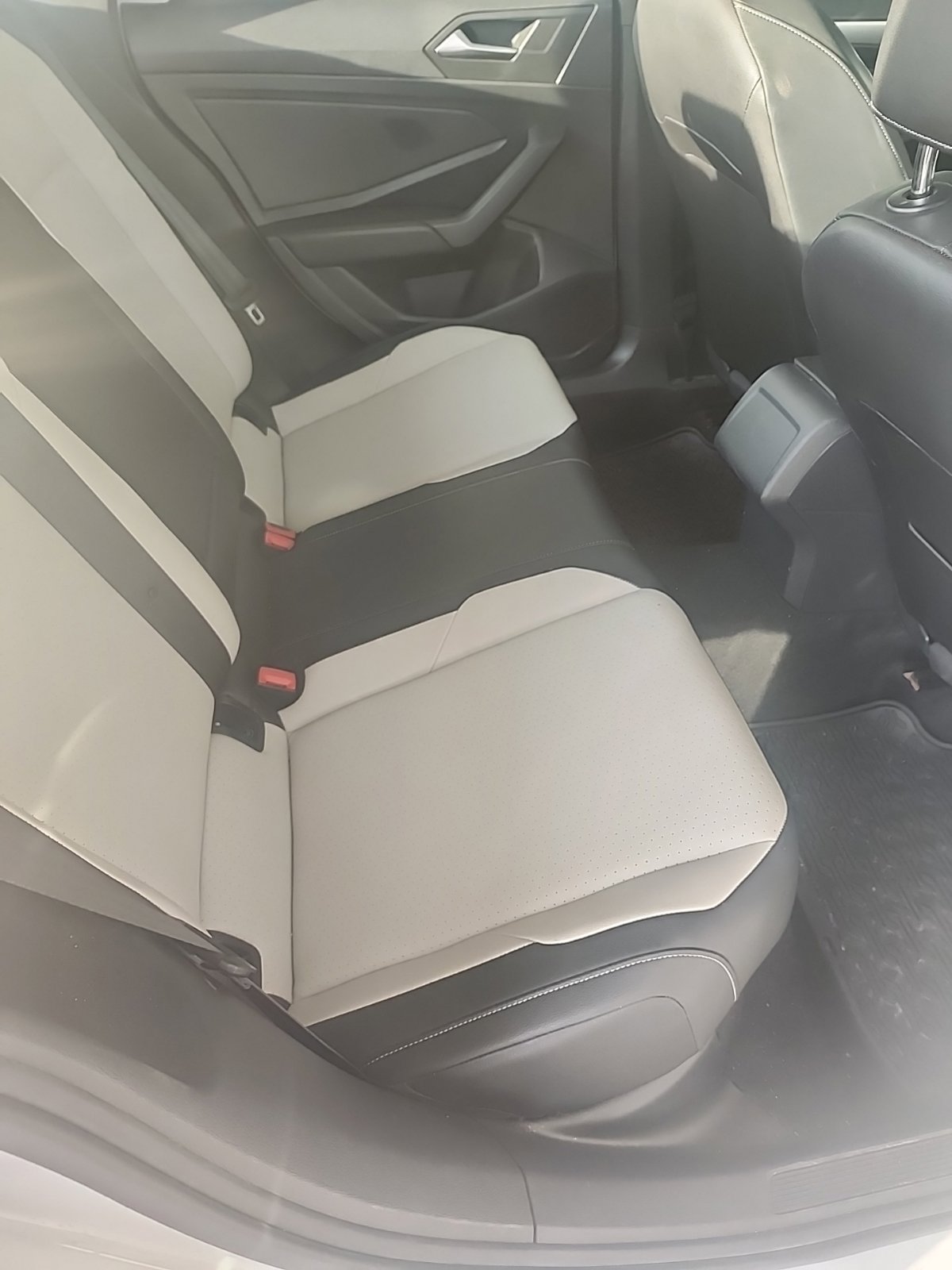 Used 2019 Volkswagen Jetta R-Line FWD image 10