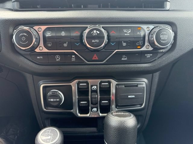 Certified 2024 Jeep Gladiator Sport AWD/4WD image 26