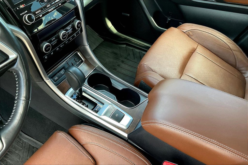 Used 2019 Subaru Ascent Touring AWD/4WD image 18