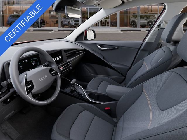 Certified 2025 Kia Niro LX image 17
