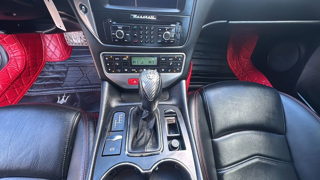 Used 2015 Maserati GranTurismo MC image 16