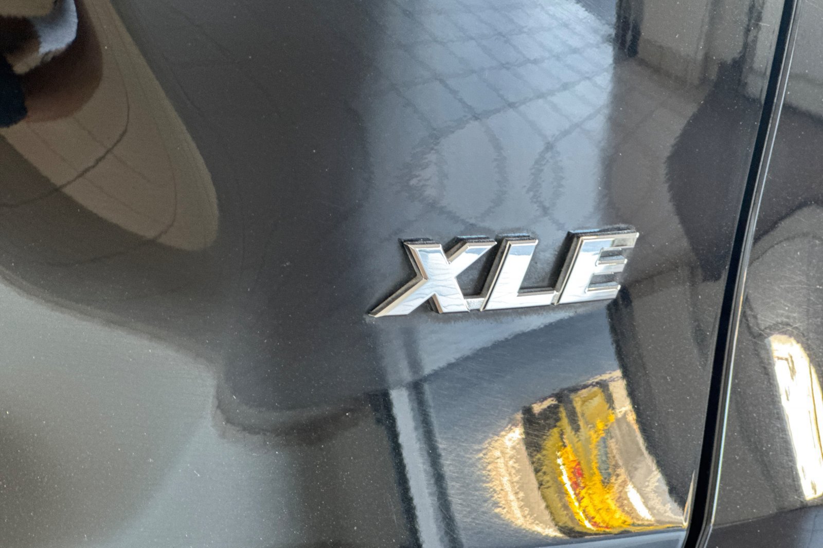 Certified 2025 Toyota RAV4 XLE FWD image 27