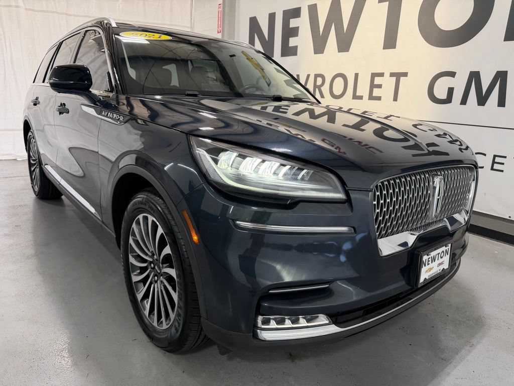 Used 2021 Lincoln Aviator Reserve w/ Elements Package Plus AWD/4WD image 40