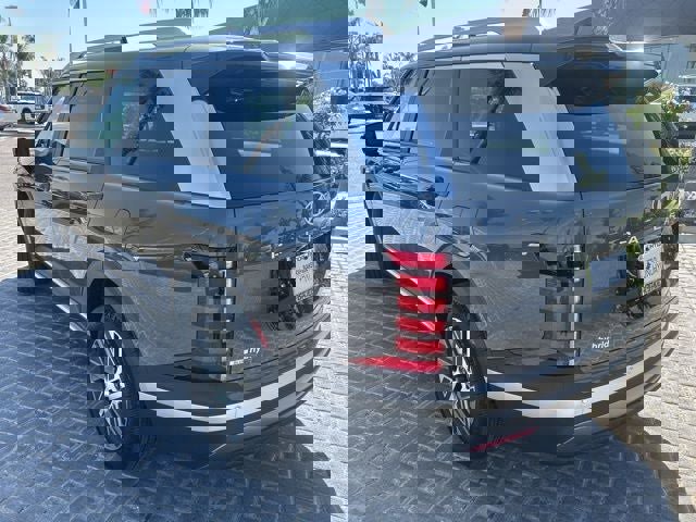 New 2026 Hyundai Palisade FWD Hybrid image 3