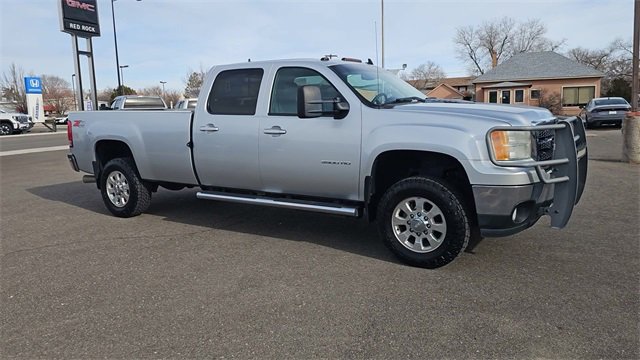 Used 2014 GMC Sierra 3500 SLT w/ SLT Convenience Package image 2