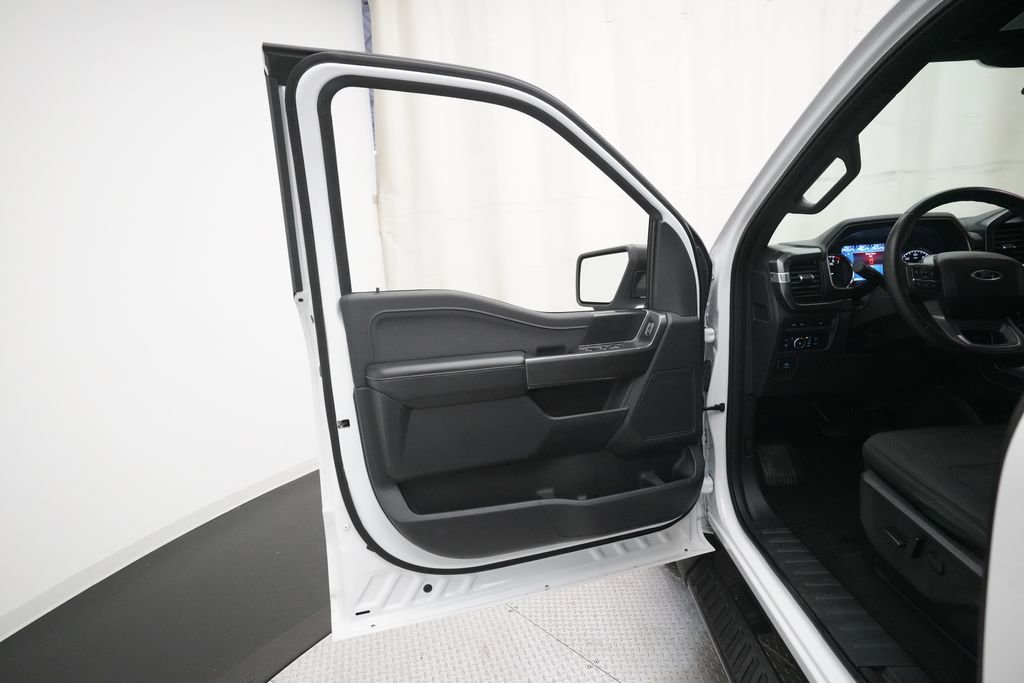 Used 2023 Ford F150 XLT w/ Equipment Group 302A High image 27