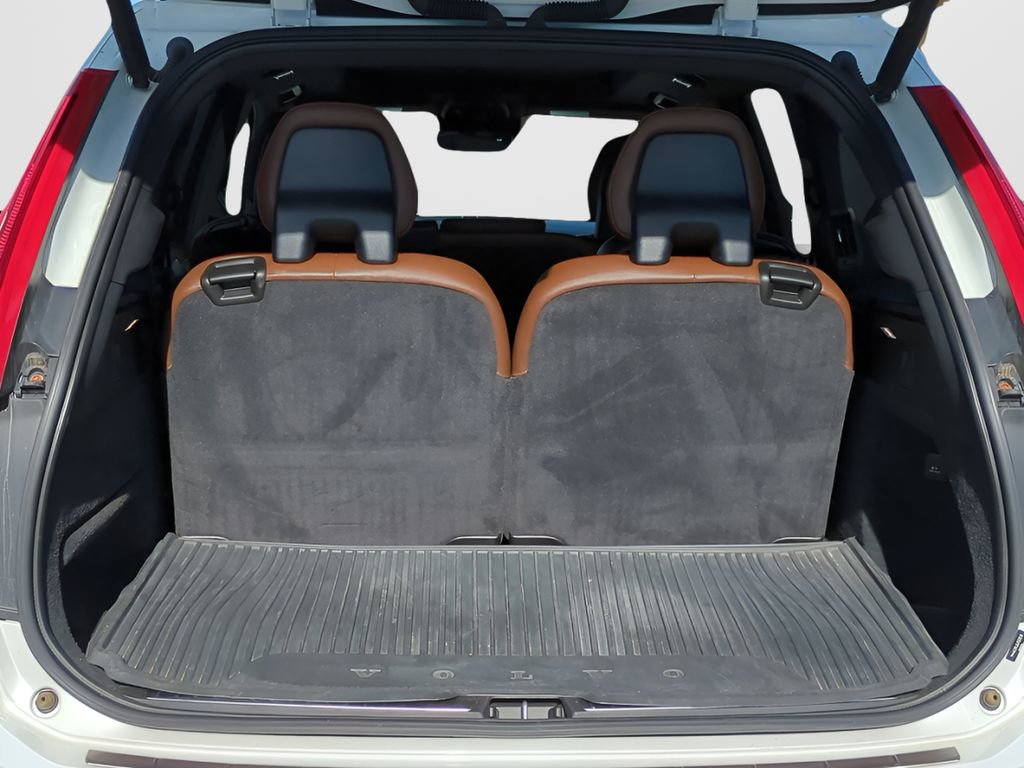 Used 2018 Volvo XC90 T6 Inscription w/ Convenience Package image 14
