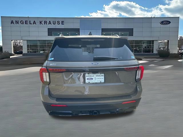 New 2026 Ford Explorer ST-Line w/ ST-Line Street Pack RWD image 6