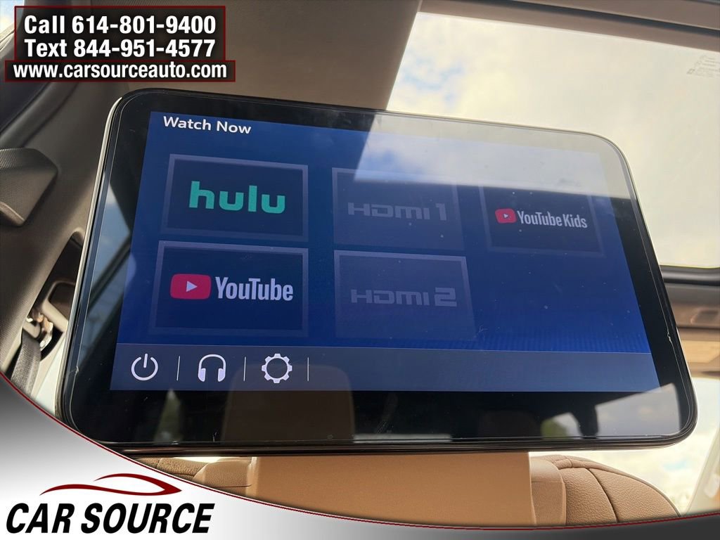 Used 2023 Chevrolet Suburban Premier AWD/4WD image 12