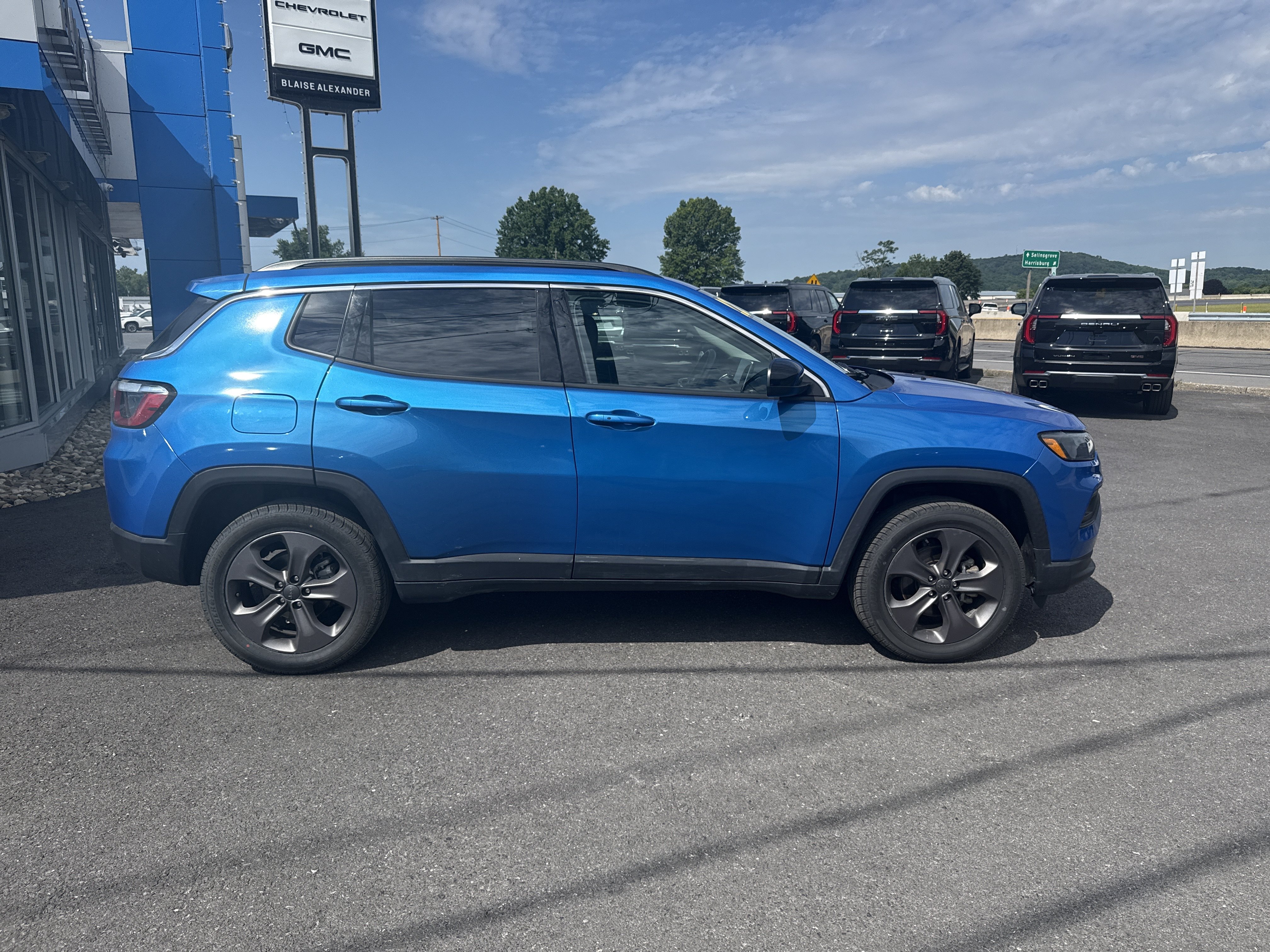 Used 2022 Jeep Compass Latitude AWD/4WD video 2