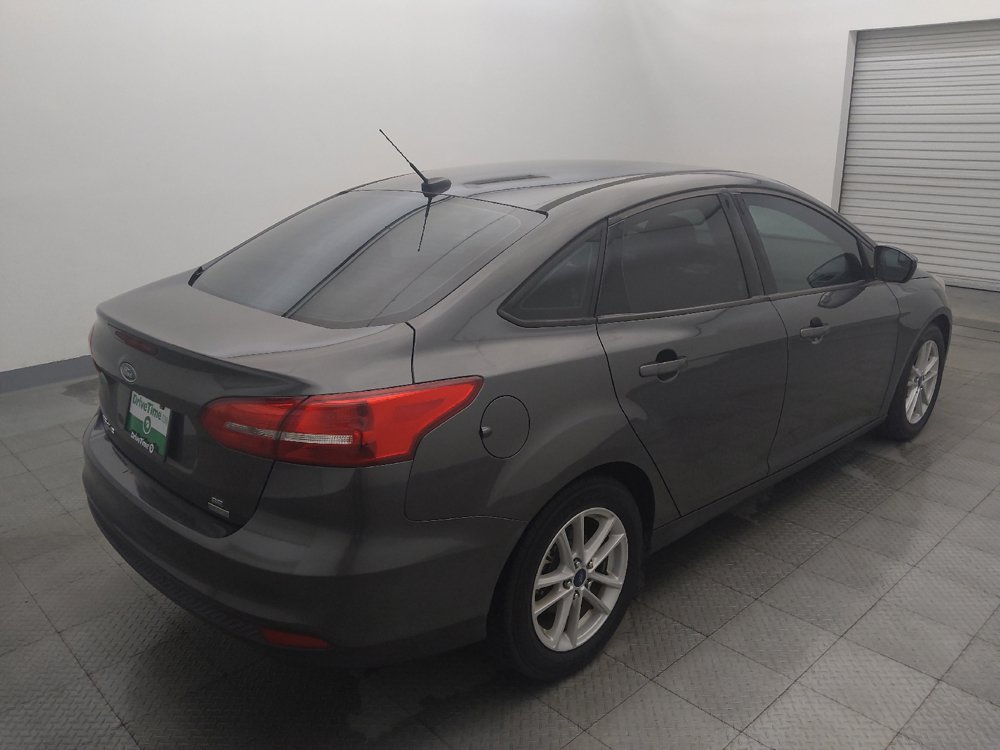 Used 2018 Ford Focus SE w/ Interior Protection Package FWD image 9