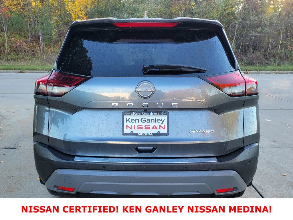 Certified 2023 Nissan Rogue SV image 4