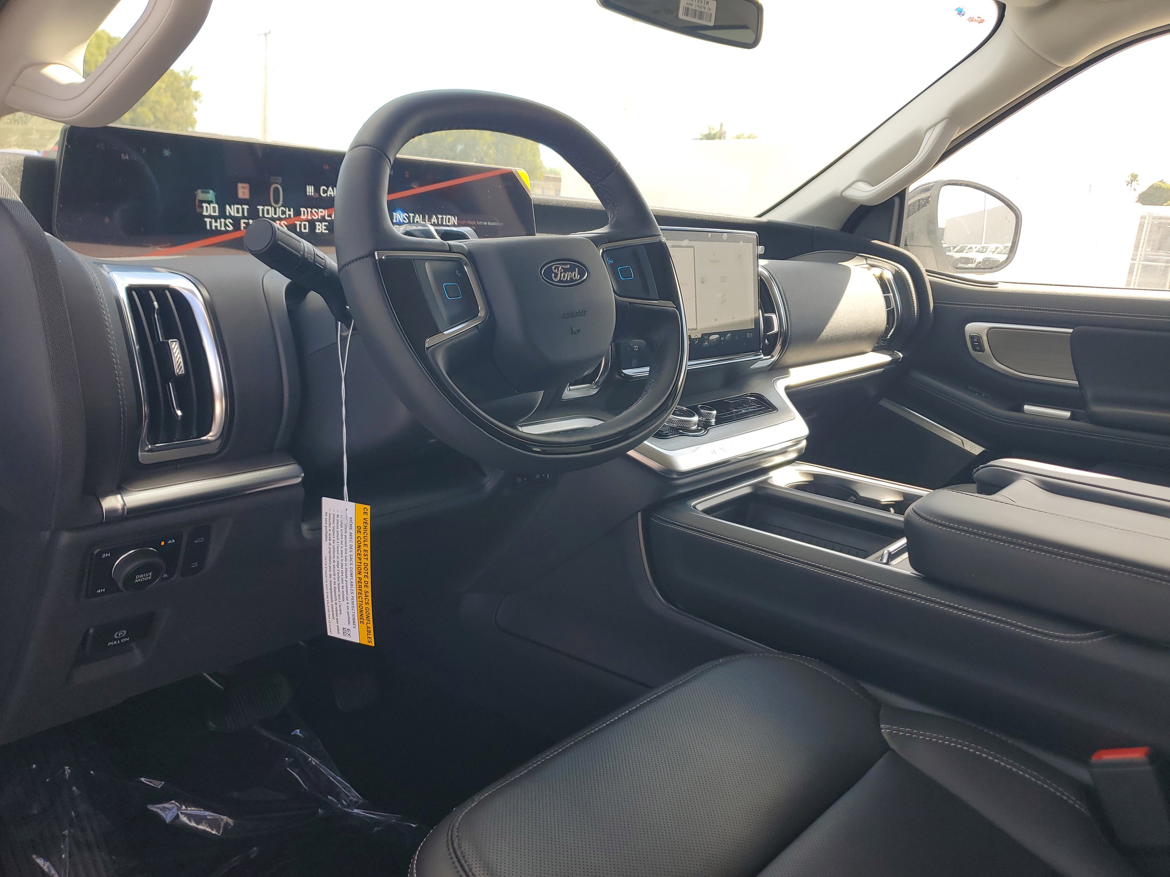 New 2025 Ford Expedition Max Platinum w/ Driver's Package image 9