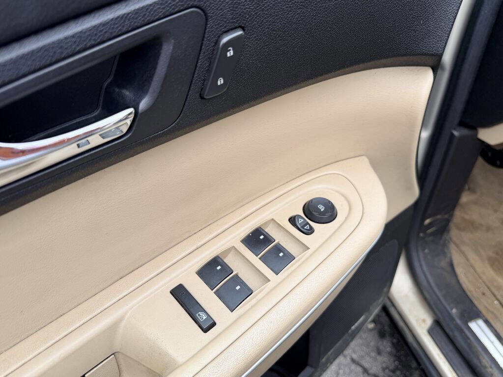 Used 2012 GMC Acadia SLT image 10