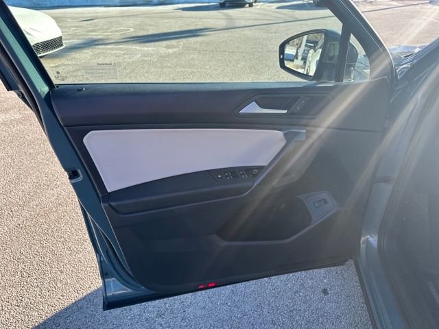 Certified 2021 Volkswagen Tiguan SEL w/ 3rd Row Seat Package image 11