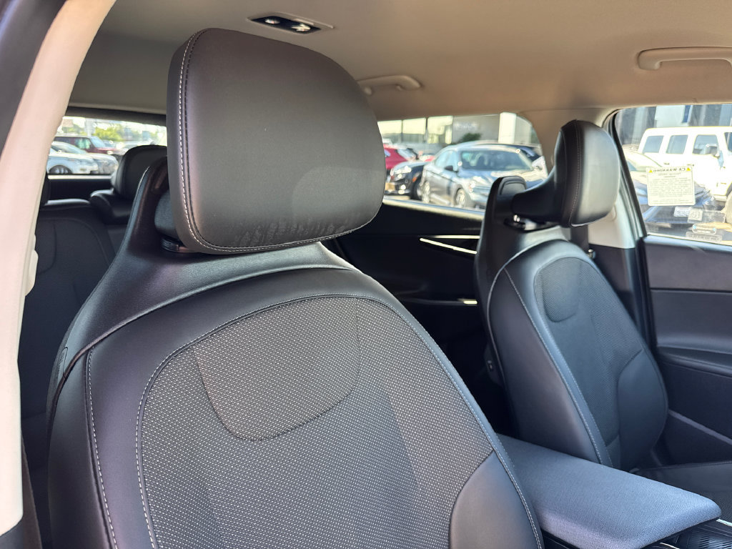 Used 2024 Kia EV6 Light RWD image 13