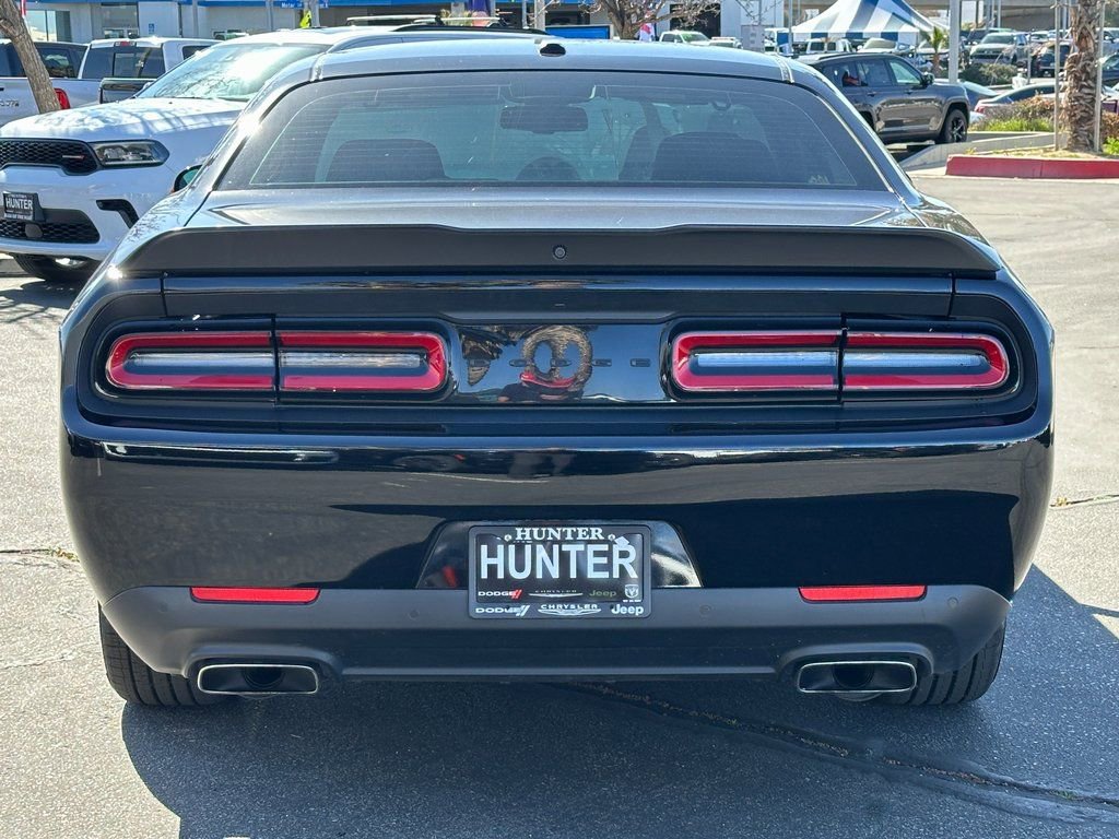 Certified 2022 Dodge Challenger R/T w/ Blacktop Package image 6