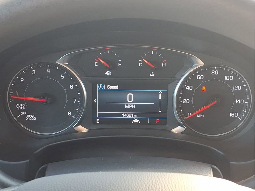 Used 2024 GMC Terrain SLE w/ Driver Convenience Package image 14