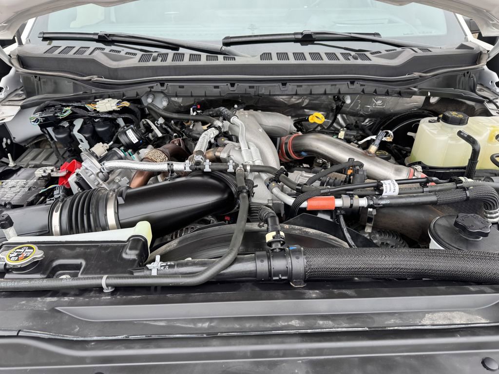 Used 2024 Ford F250 Platinum AWD/4WD image 32