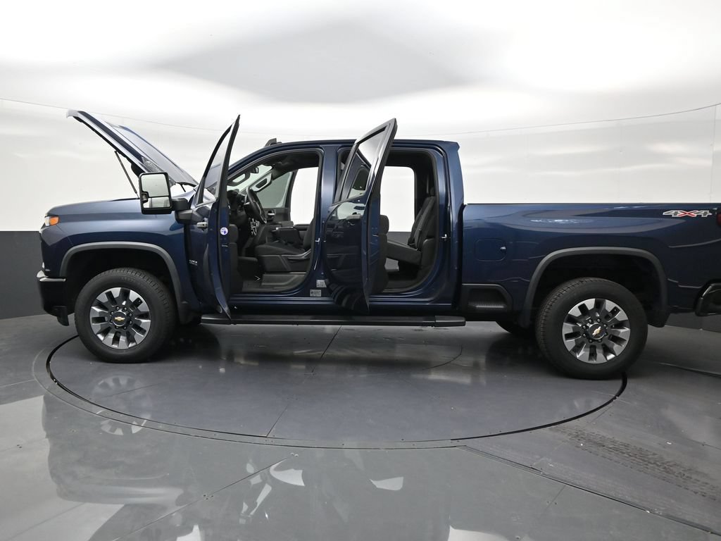Used 2021 Chevrolet Silverado 2500 Custom w/ Custom Value Package AWD/4WD image 30