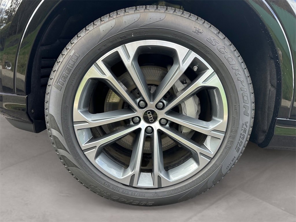 New 2026 Audi Q7 3.0T Premium image 14