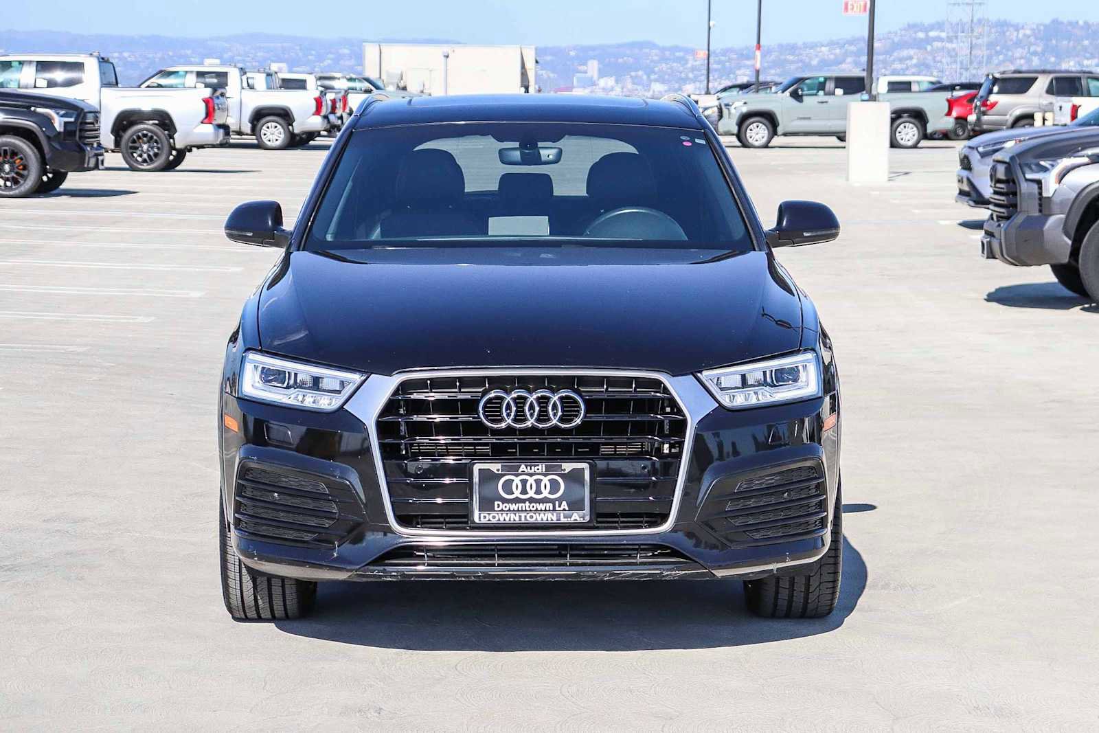 Used 2018 Audi Q3 2.0T Premium Plus w/ Premium Plus Package image 2
