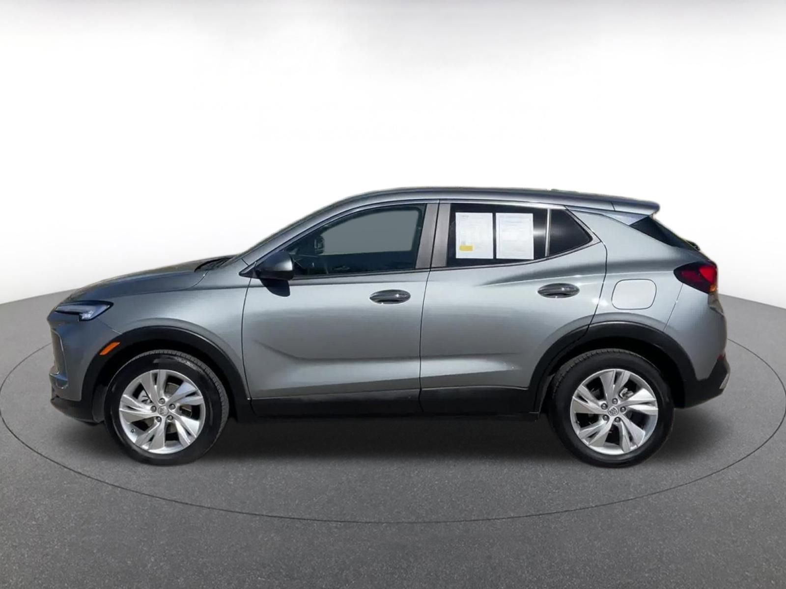 Used 2025 Buick Encore GX Preferred image 9