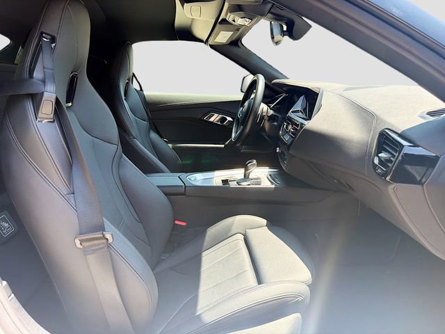 Used 2025 BMW Z4 M40i w/ Premium Package RWD image 14