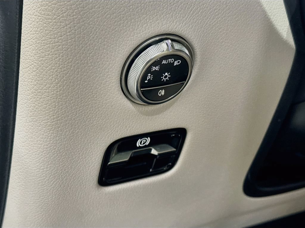 Certified 2026 Mercedes-Benz GLC 300 4MATIC image 10