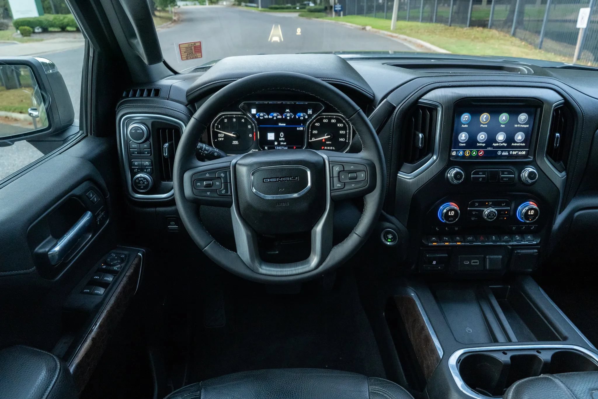 Used 2020 GMC Sierra 1500 Denali w/ Denali Ultimate Package AWD/4WD image 15