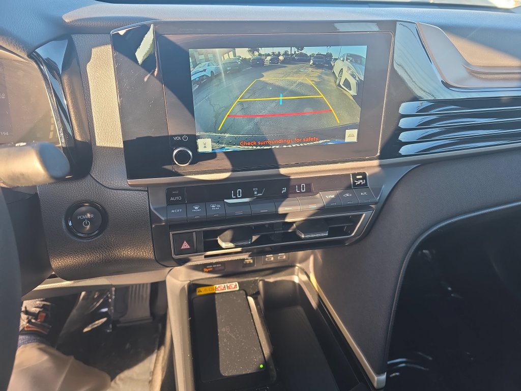 Used 2025 Toyota Camry LE FWD image 18