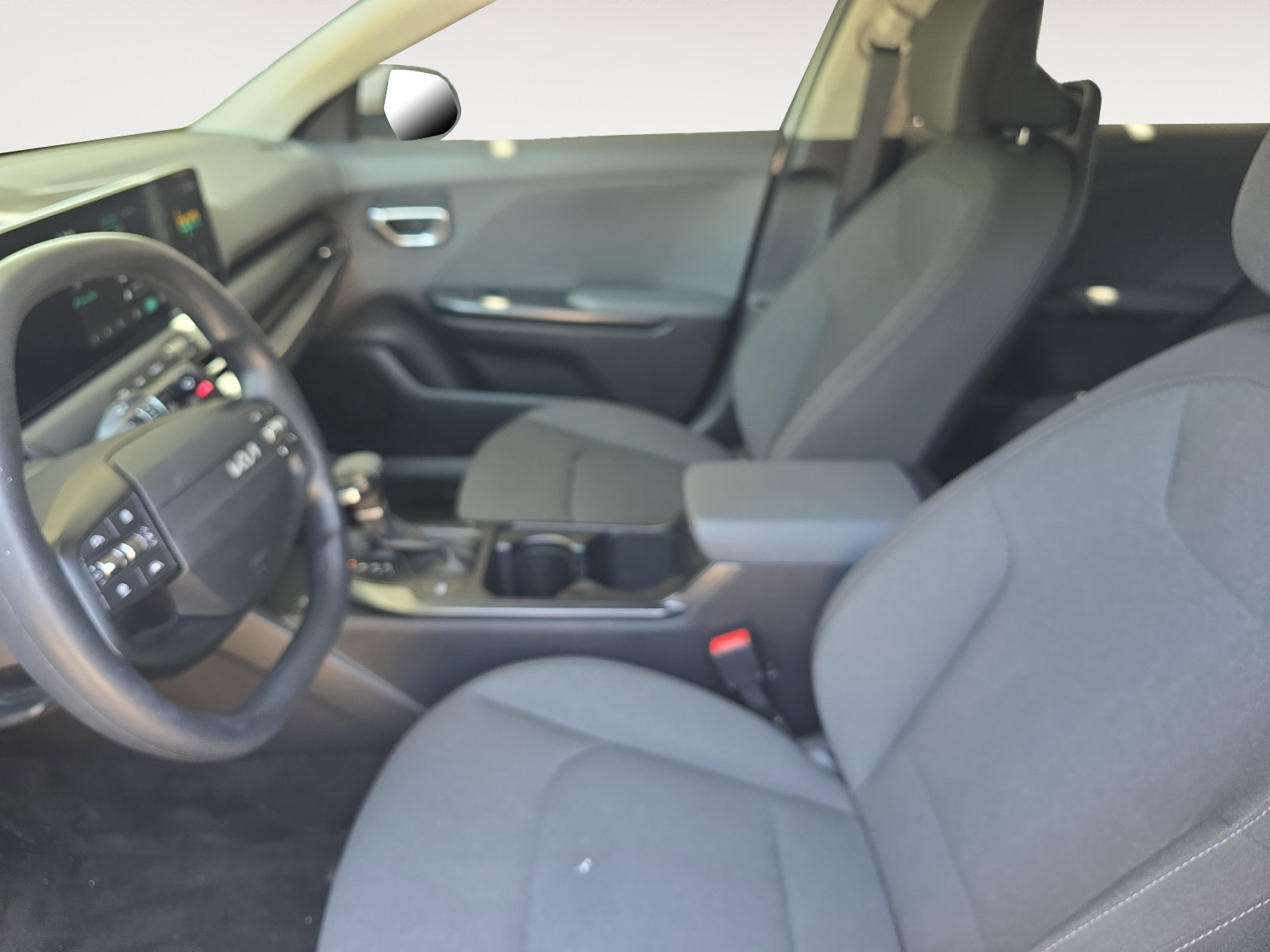 Certified 2025 Kia K4 FWD image 21