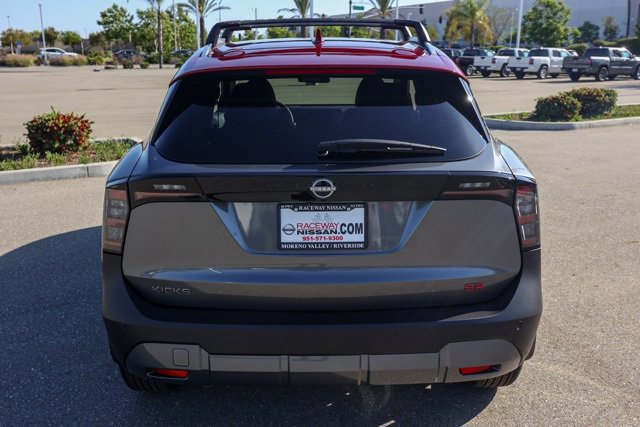 New 2025 Nissan Kicks SR image 5