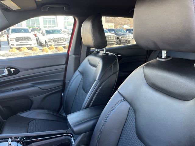 New 2026 Jeep Compass Latitude image 13