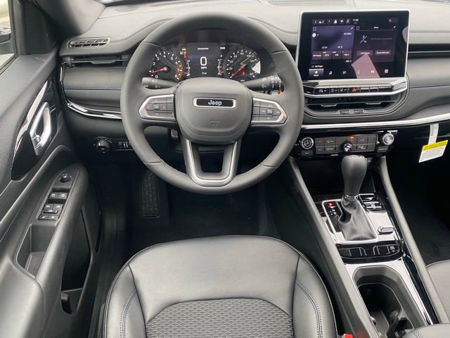 New 2026 Jeep Compass Latitude image 35