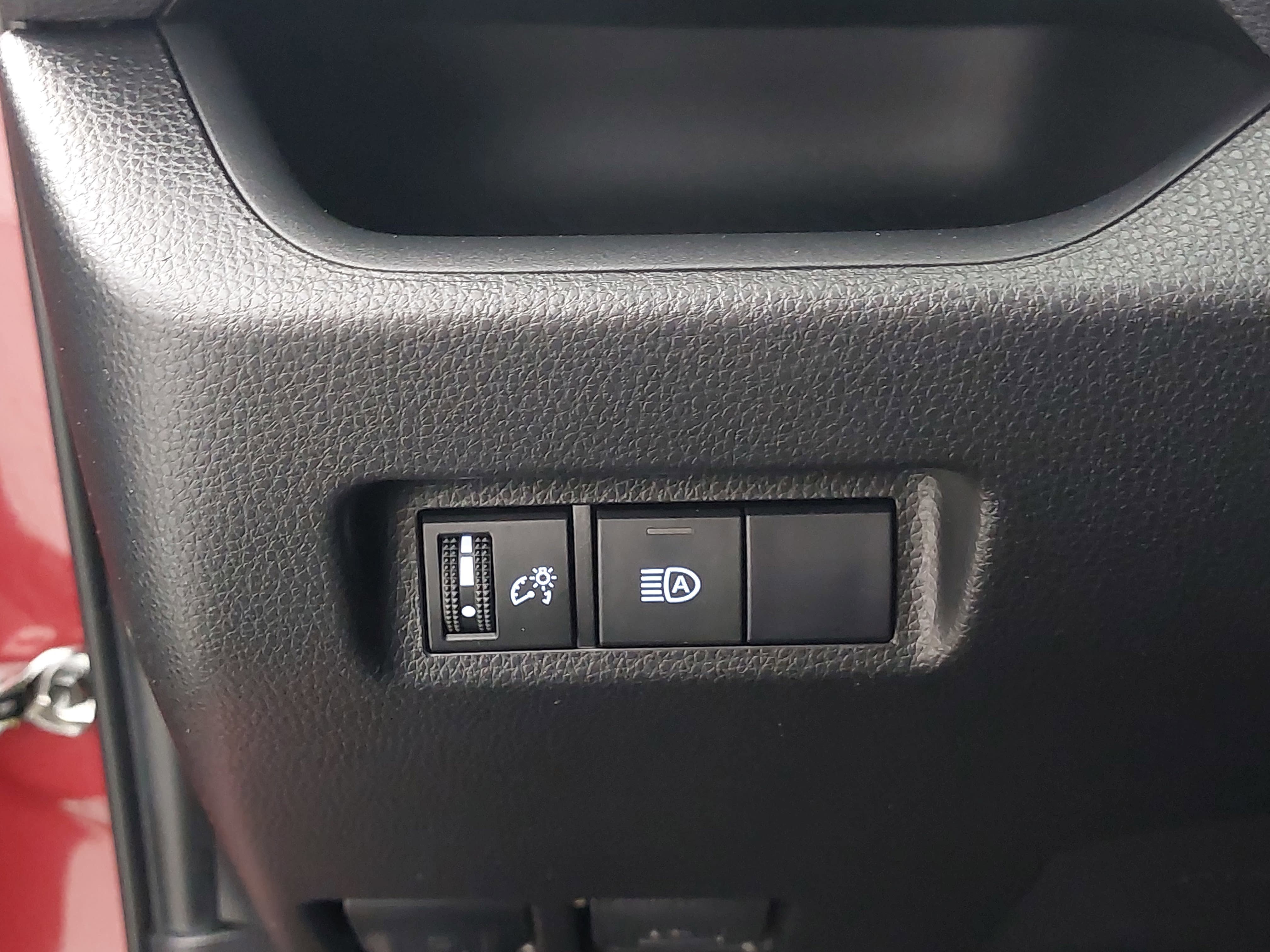 Used 2019 Toyota RAV4 XLE w/ All Weather Liner Package image 26