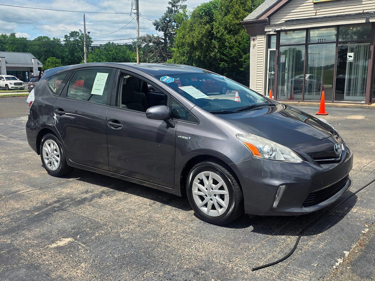 Used 2014 Toyota Prius V Three FWD image 4