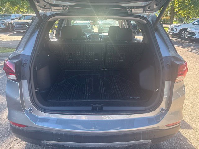 Used 2024 Chevrolet Equinox LT w/ LPO, Floor Liner Package FWD image 10