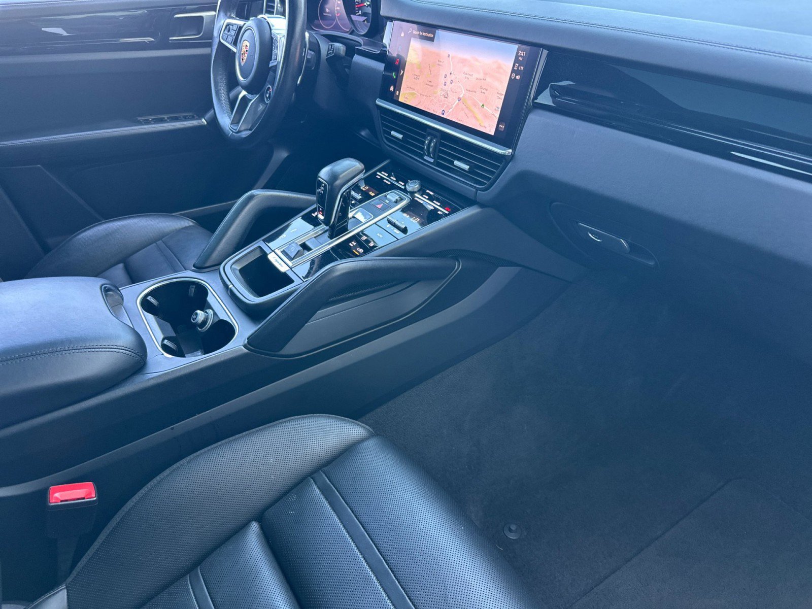 Certified 2022 Porsche Cayenne S Platinum AWD/4WD image 16