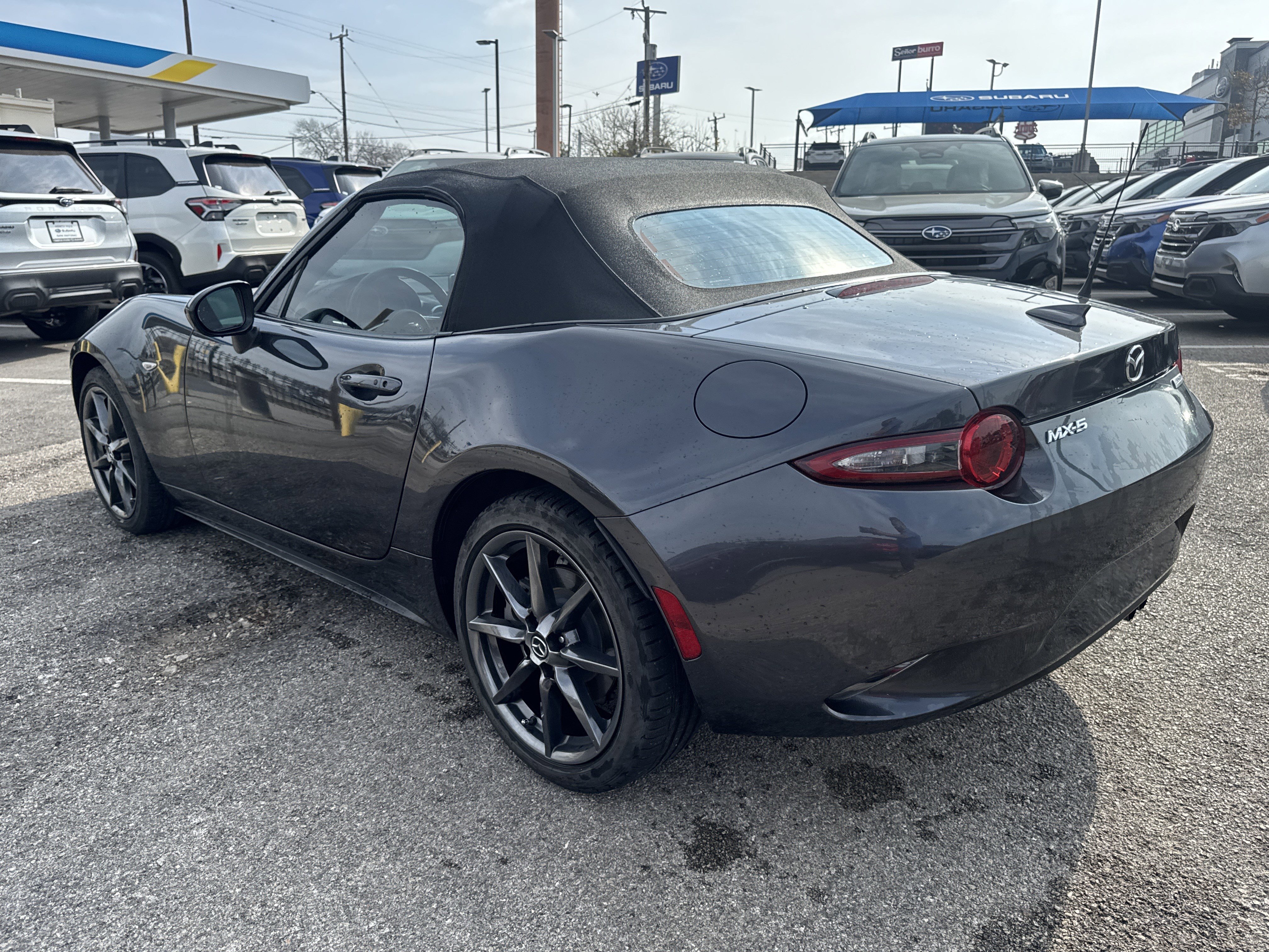 Used 2017 MAZDA MX-5 Miata Grand Touring image 5