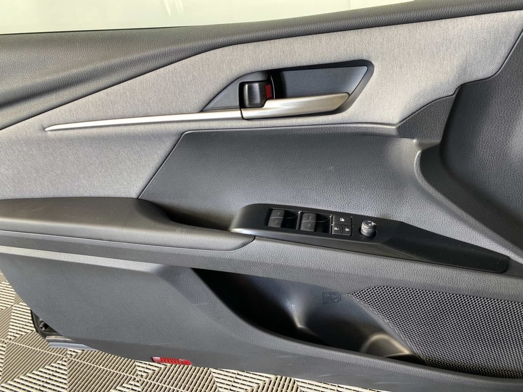 Used 2026 Toyota Camry LE FWD image 20
