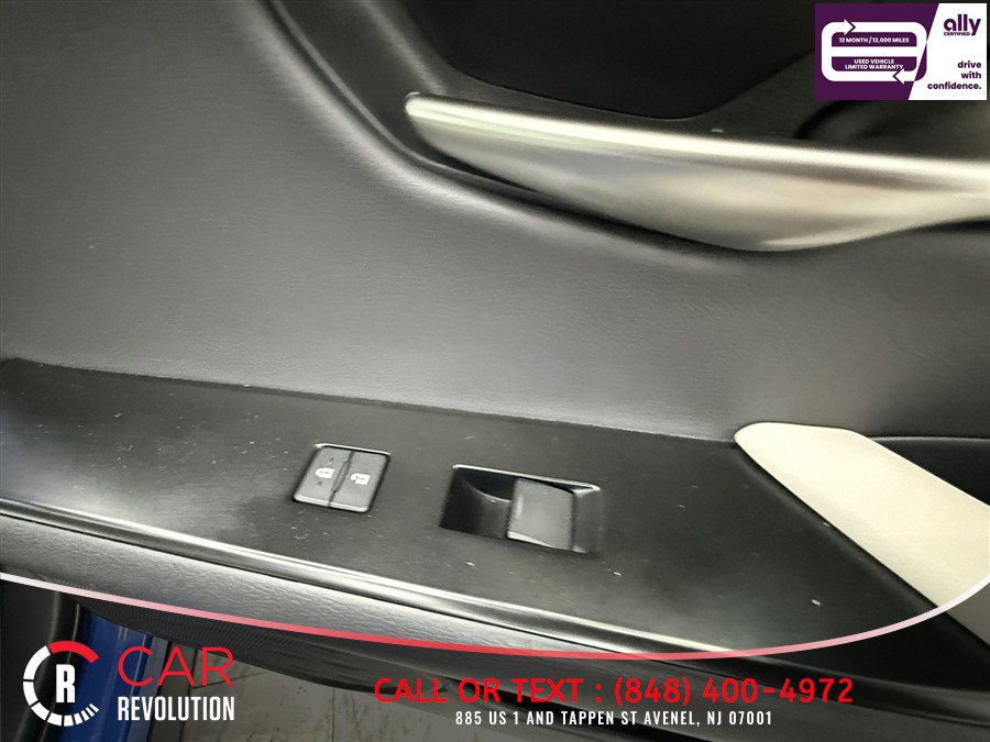 Used 2022 Lexus UX 250h w/ Premium Package AWD/4WD image 39